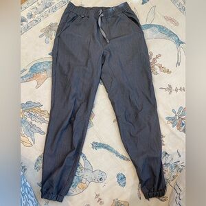 FIGS Zamora Jogger Scrub Pants Gray Small